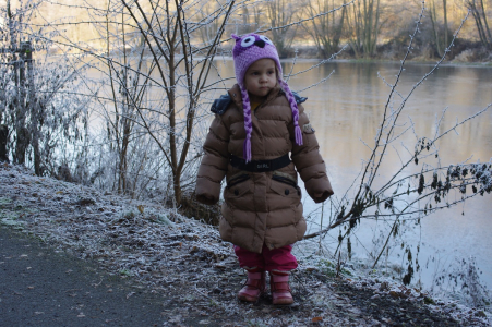 Ester na břehu S&aacute;zavy.