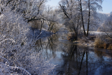 S&aacute;zava u Sechova.