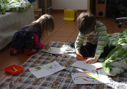 M&aacute;me doma tvůrč&iacute; d&iacute;lnu :)