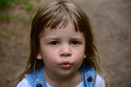 Ester um&iacute; p&iacute;skat.