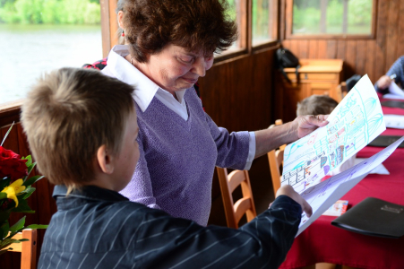 &Scaron;imon před&aacute;v&aacute; obr&aacute;zek.