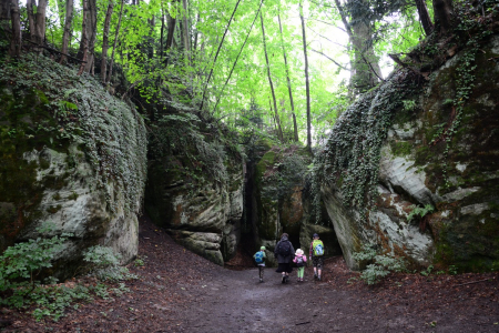 Jdeme do skaln&iacute;ho městečka Hrub&aacute; sk&aacute;la.