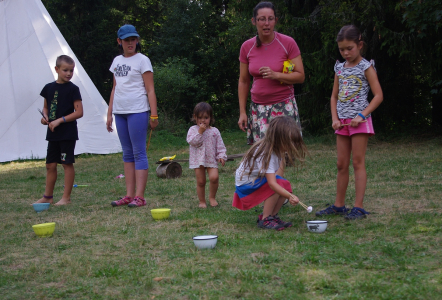 Soutěž v &scaron;ikovnosti, hůlky.