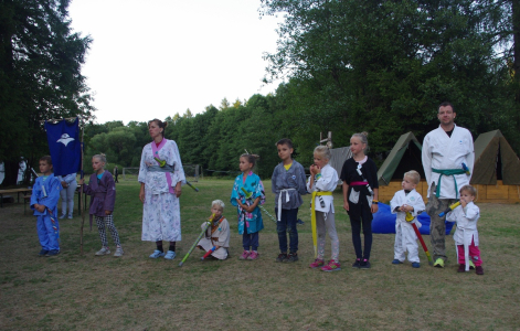 Klan &Scaron;irime před audienc&iacute;.