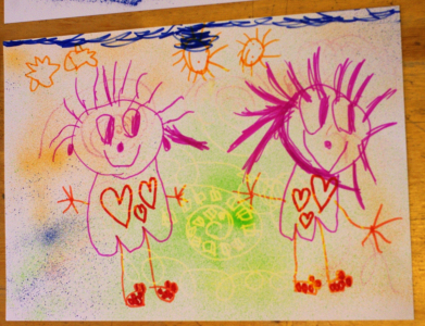 Esterka vytvořila anděl&iacute;čky.