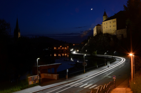 Nočn&iacute; Ledeč.