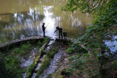 Děti na v&yacute;letě ve Světl&eacute;.