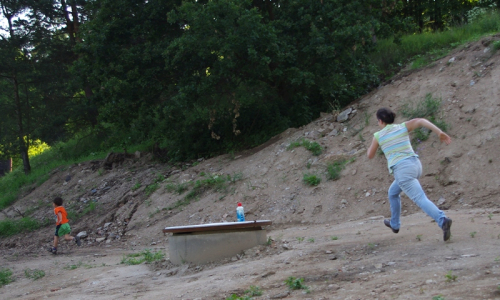 Tom&aacute;&scaron;ek zdrh&aacute; Eli&scaron;ce