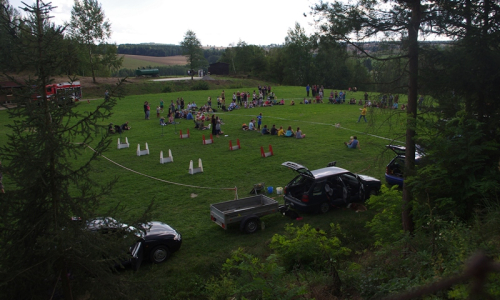 Pohled z vrchu na Ledečsk&yacute; cvič&aacute;k.