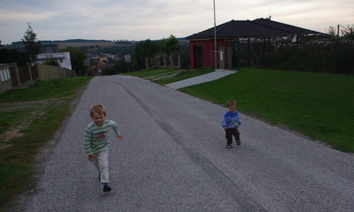 Jdeme na proch&aacute;zku do Hradce, tentokr&aacute;t už bez Bonyho.