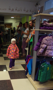 Dal&scaron;&iacute; mini bunda se předv&aacute;d&iacute;.