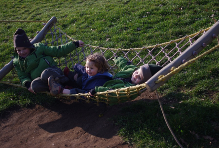 Děti v s&iacute;ti.