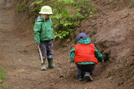 Trpasl&iacute;ci v lese.
