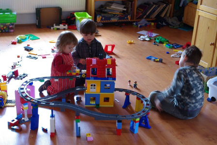 Společn&eacute; stavěn&iacute;, když se neh&aacute;daj&iacute;, jsou to zlat&iacute;čka.