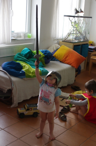 Zrozen&iacute; bojovnice.