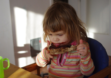 Ester, Dym&aacute;k a povidla.