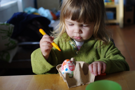 Maluj&iacute;c&iacute; Esterka.