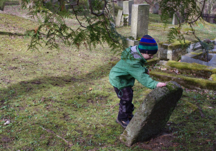 Matěj zkoum&aacute;.