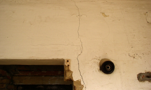 takto vypadal původn&iacute; stav vnitřn&iacute;ch om&iacute;tek