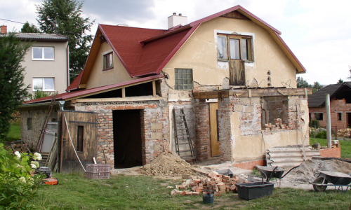 veranda je dole, můžeme ji vyzd&iacute;t znovu