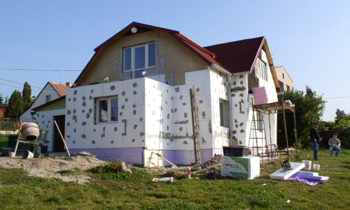 polystyr&eacute;n bude m&iacute;t dvě funkce, izolačn&iacute; a kamuflačn&iacute;